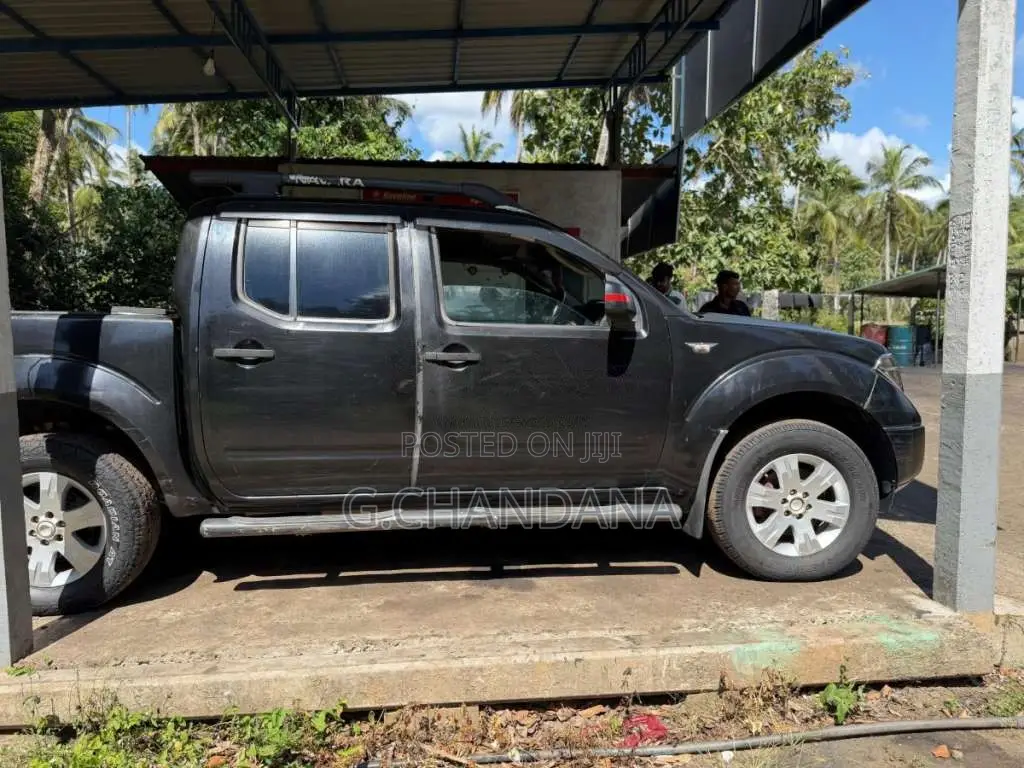 Nissan Navara 2006 Pickup (Used)