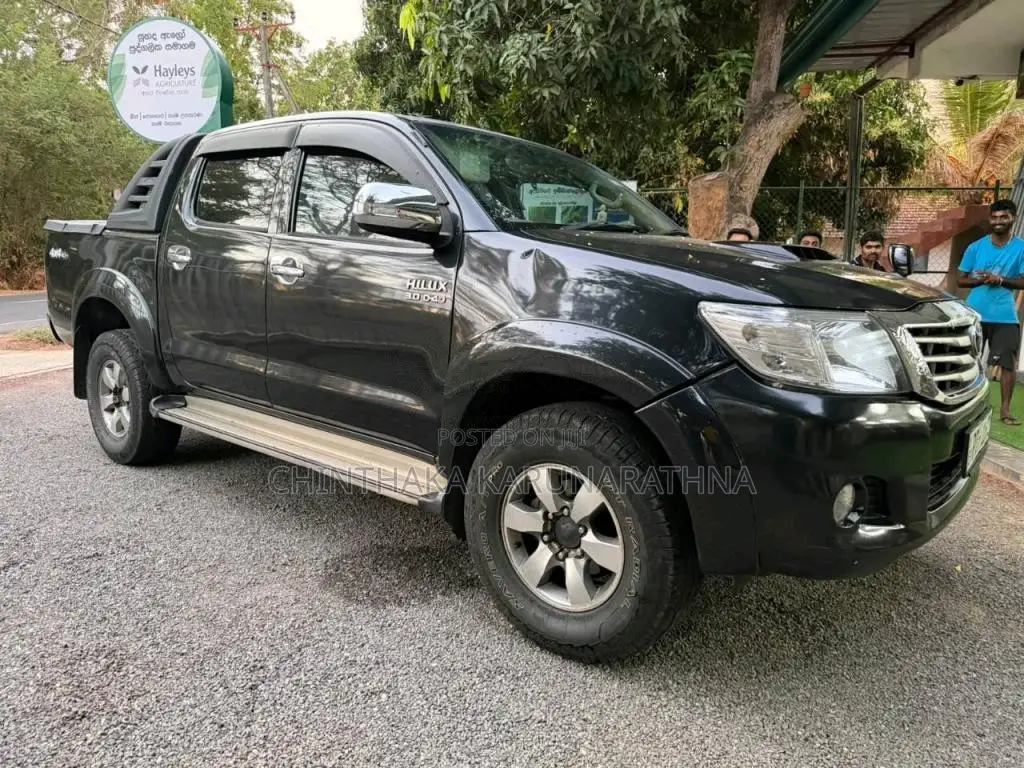 Toyota Hilux Vigo Thailand 2007 Pickup (Used)