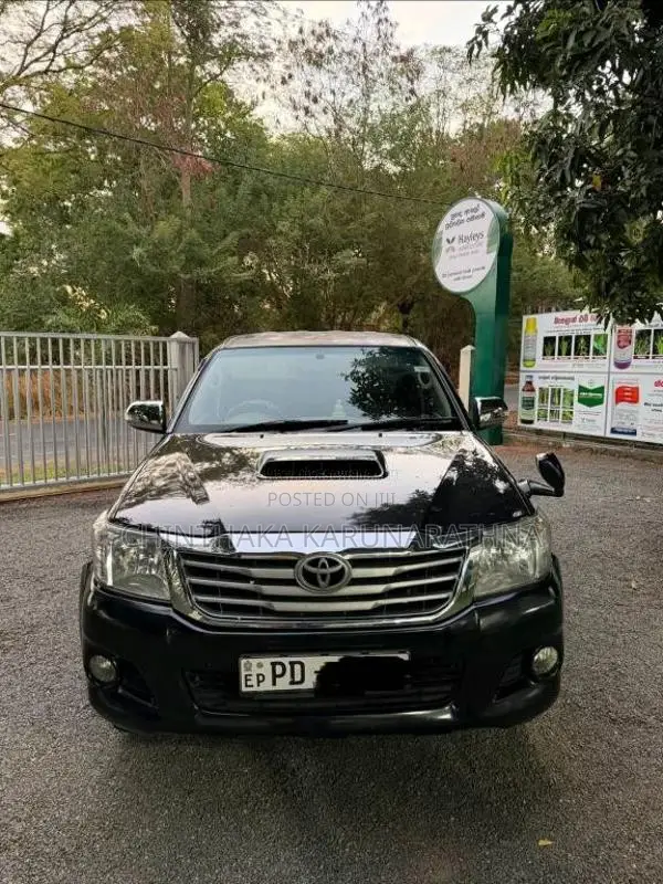 Toyota Hilux Vigo Thailand 2007 Pickup (Used)