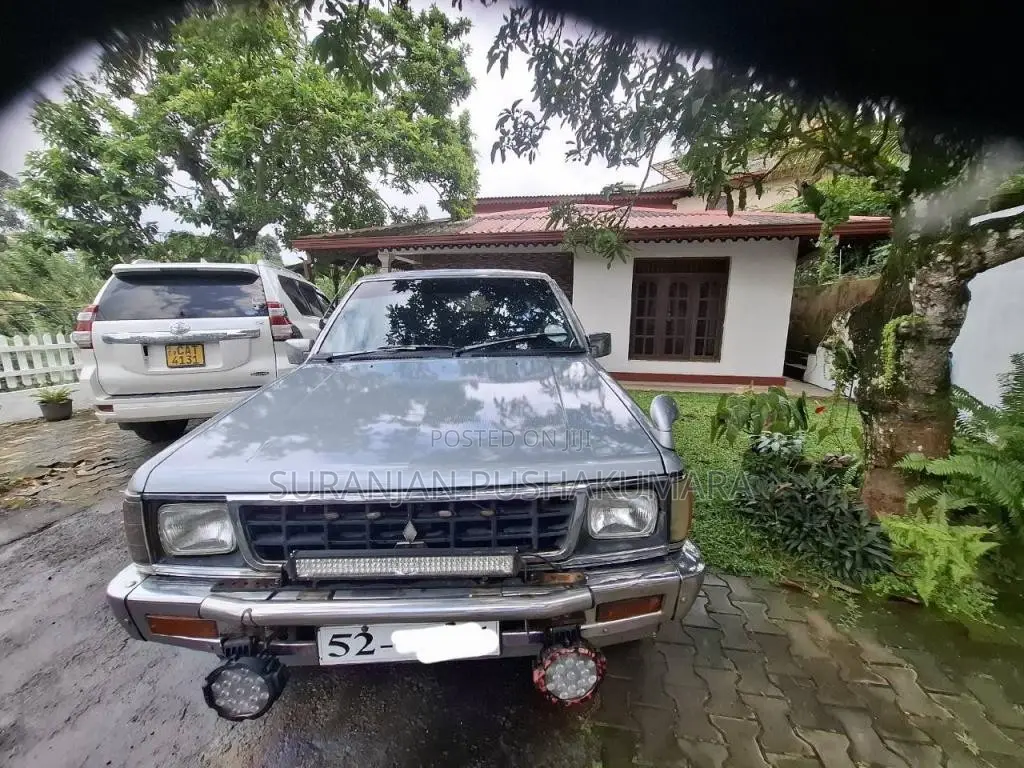Mitsubishi L200 1992 Pickup (Used)