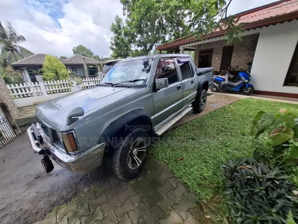 Mitsubishi L200 1992 Pickup (Used)