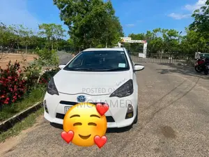 Toyota Aqua 2013 Car (Used)