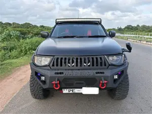 Mitsubishi L200 4X4 2007 Pickup (Used)