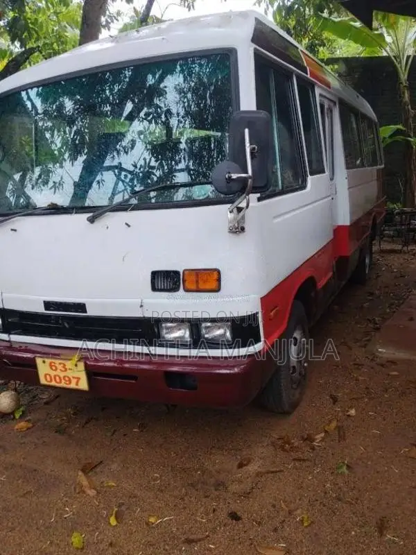 Isuzu Journey 1991 Bus (Used)