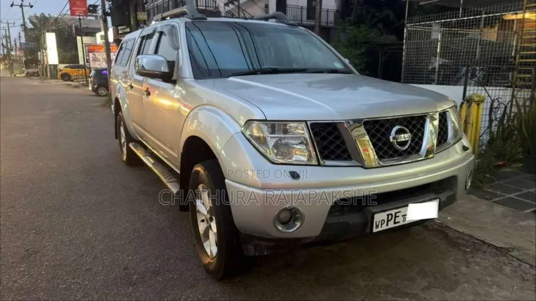 Nissan Navara Aventura 2008 Pickup (Used)