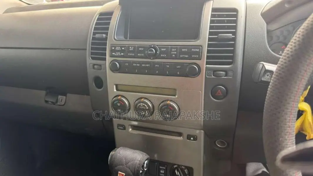 Nissan Navara Aventura 2008 Pickup (Used)