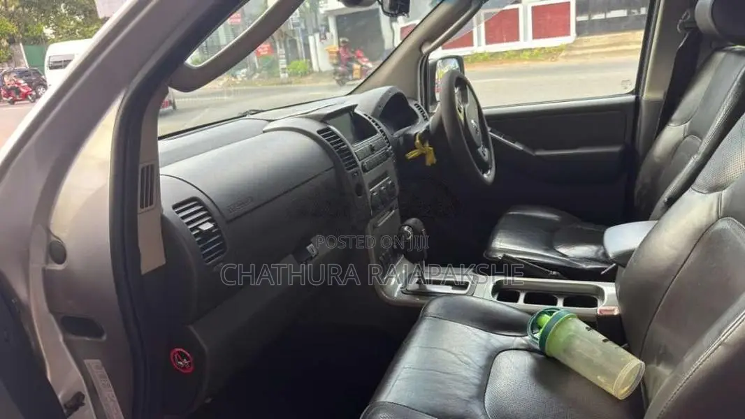 Nissan Navara Aventura 2008 Pickup (Used)