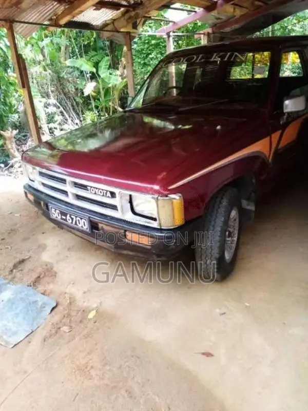 Toyota Hilux 1987 Pickup (Used)