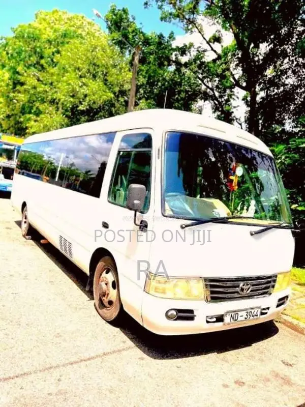 Toyota Coaster 2010 Bus (Used)