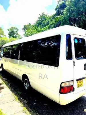 Toyota Coaster 2010 Bus (Used)