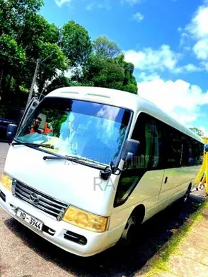 Toyota Coaster 2010 Bus (Used)