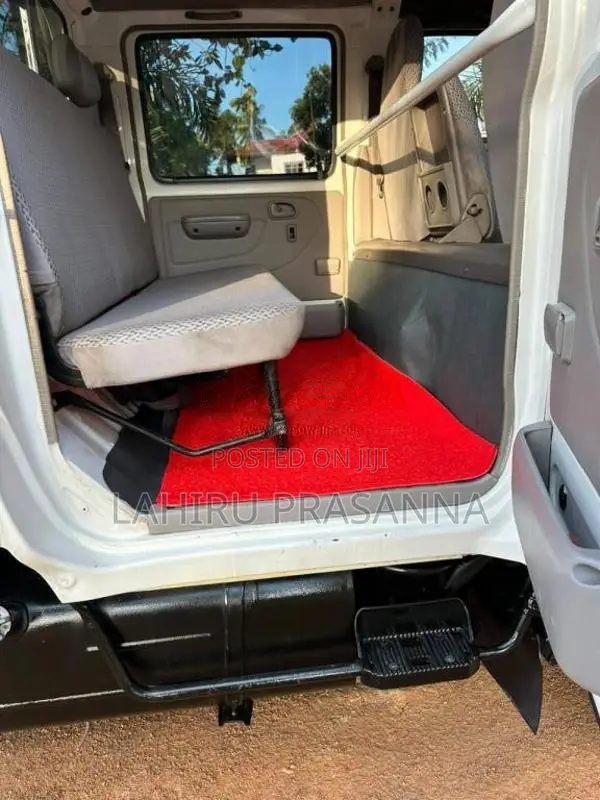 Toyota CrewCab 2007 Crew Cab (Used)
