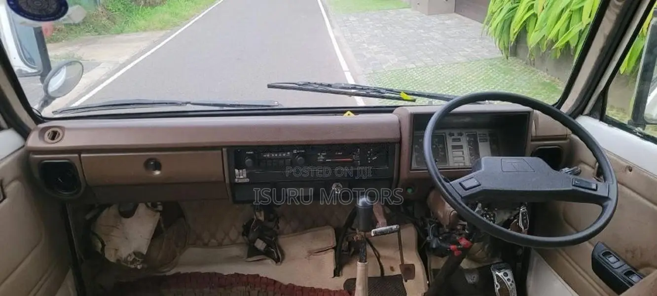 Toyota CrewCab 1985 Crew Cab (Used)