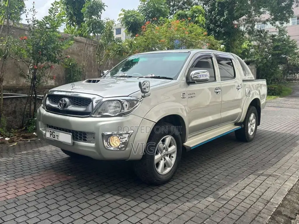 Toyota Hilux Vigo 3000cc 2011 Pickup (Used)