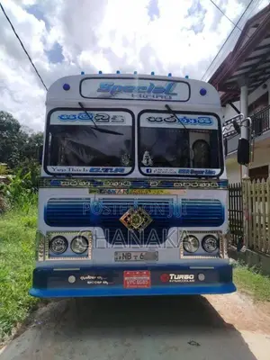 Ashok-Leyland Viking 2013 Bus (Used)
