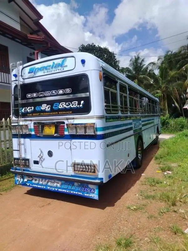 Ashok-Leyland Viking 2013 Bus (Used)