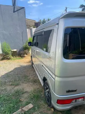 Suzuki Every Wagon 2016 Van (Used)