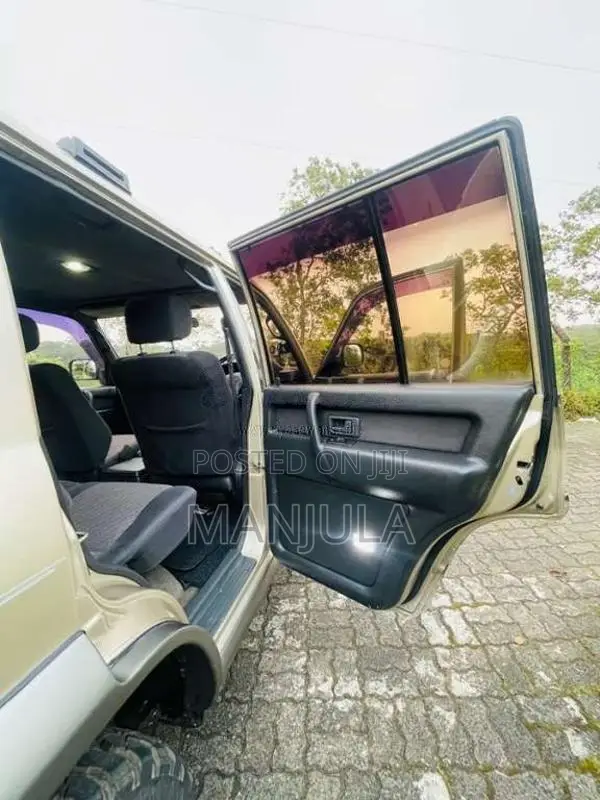 Isuzu Bighorn 1990 SUV (Used)
