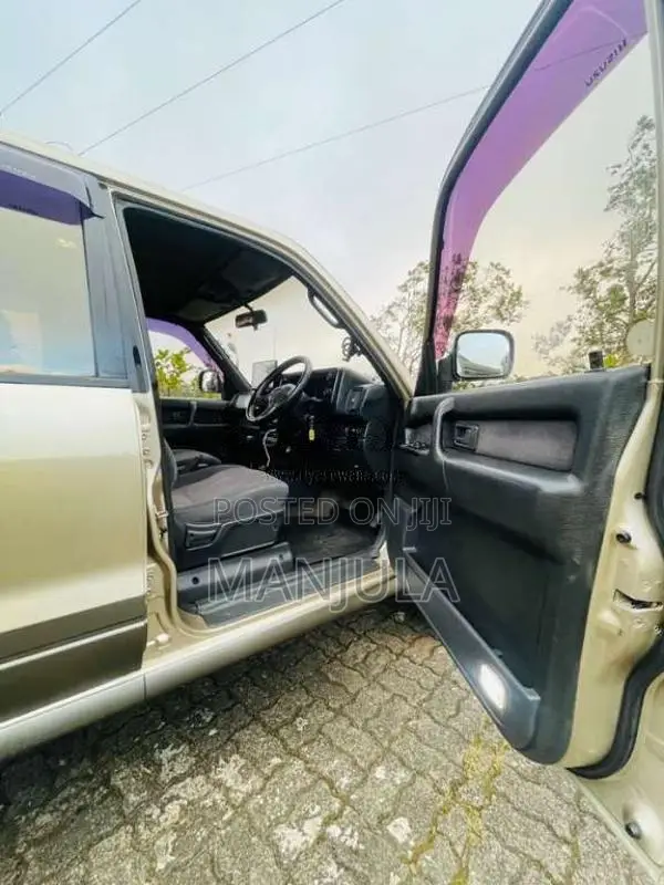 Isuzu Bighorn 1990 SUV (Used)