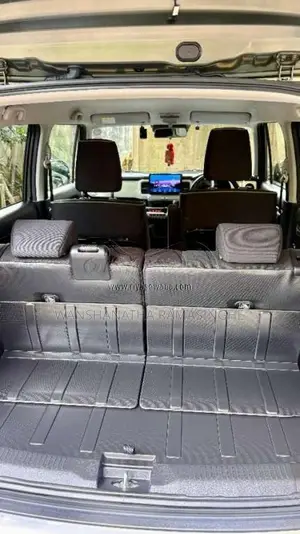 Suzuki Xbee 2024 SUV (Used)