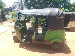 Bajaj 2 Stroke 2005 Three Wheel (Used)