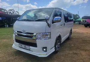 Toyota KDH 2014 Van (Used)