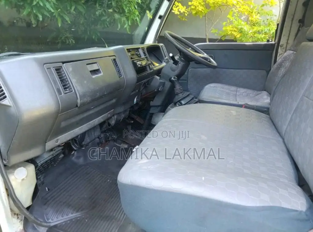 Mazda 105 1995 Lorry (Used)