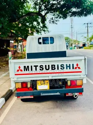Mitsubishi Canter 2005 Lorry (Used)