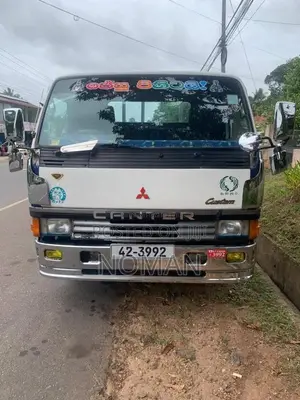 Mitsubishi Canter 1990 Lorry (Used)