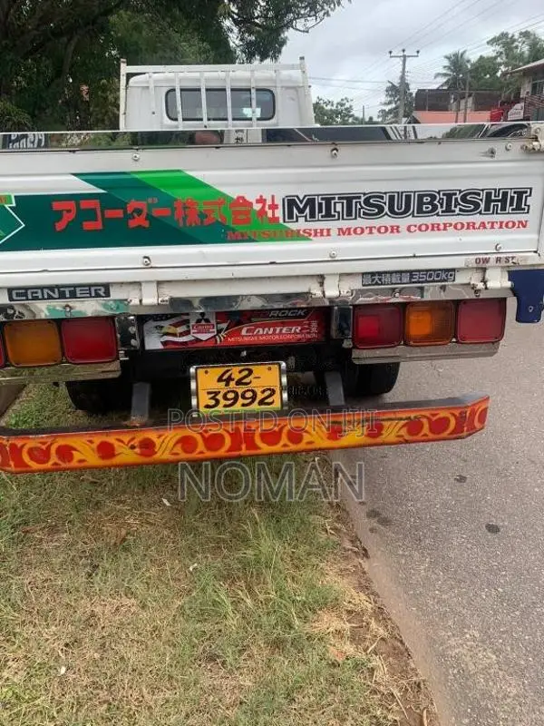 Mitsubishi Canter 1990 Lorry (Used)