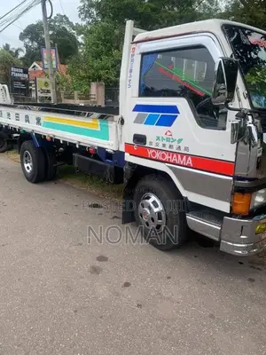 Mitsubishi Canter 1990 Lorry (Used)