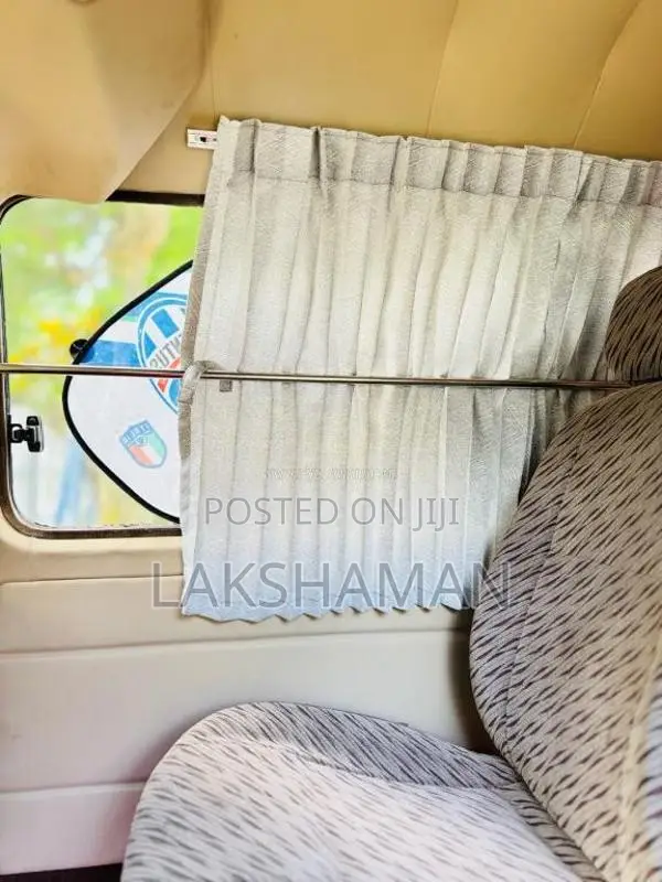 Nissan Caravan 1993 Van (Used)