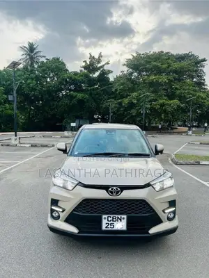 Toyota Raize 2024 SUV (Used)