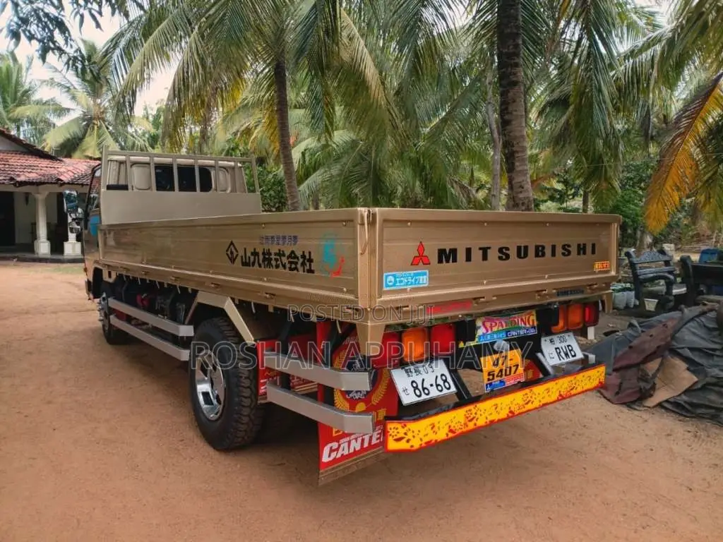 Mitsubishi Canter 1991 Lorry (Used)