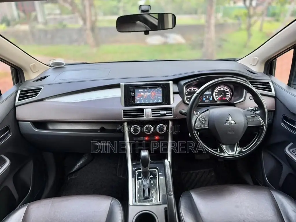 Mitsubishi Xpander Cross 2020 SUV (Used)