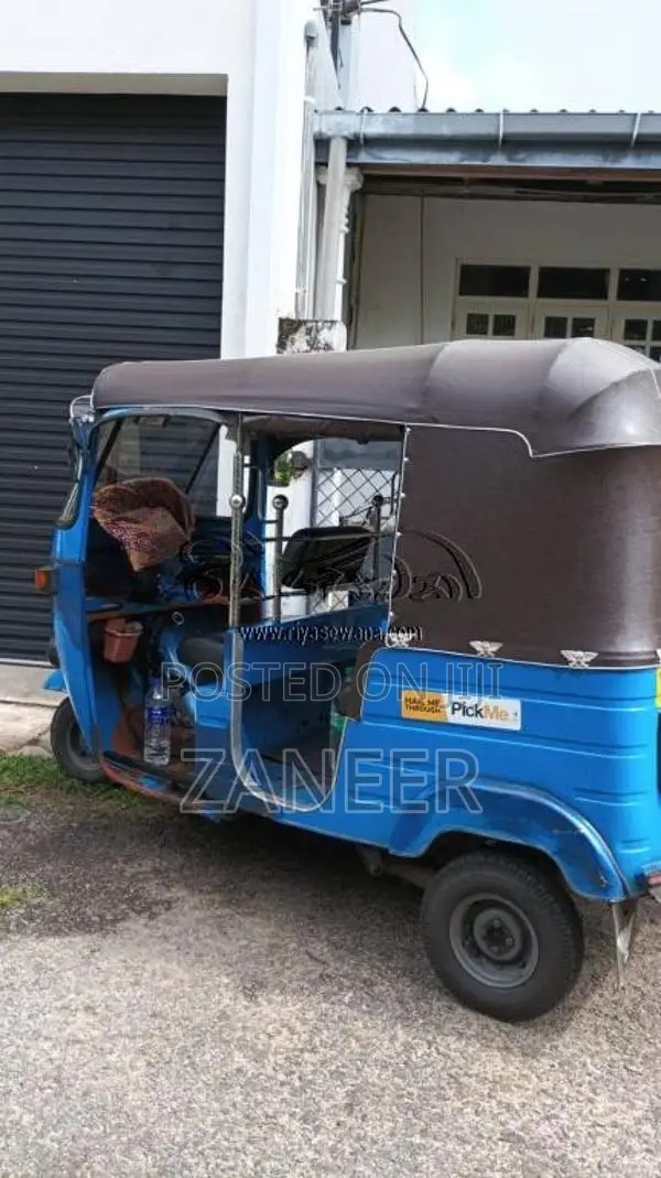 Bajaj 2 Stroke 2003 Three Wheel (Used)