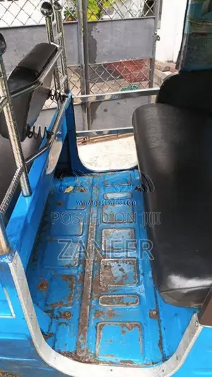 Bajaj 2 Stroke 2003 Three Wheel (Used)