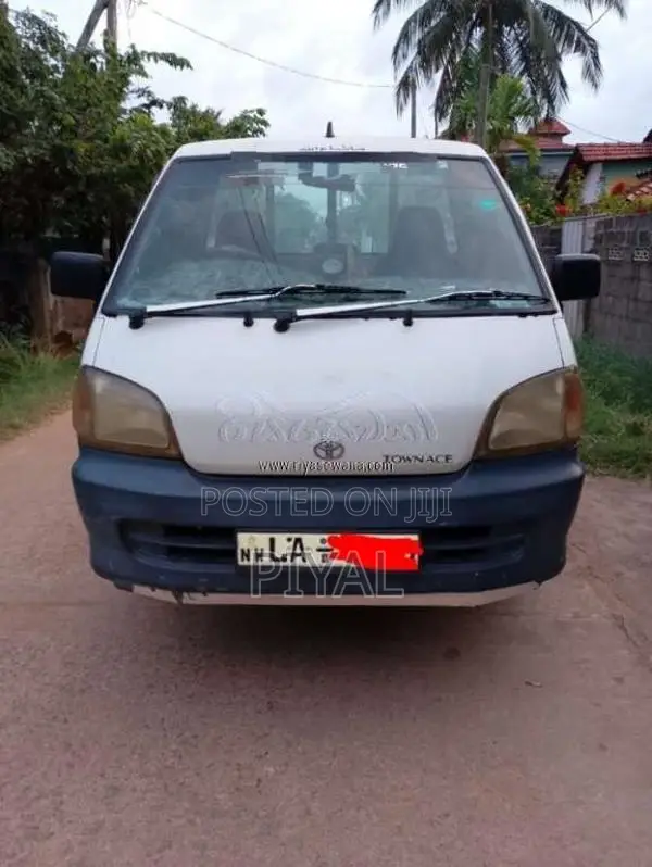 Toyota Townace 1996 Lorry (Used)