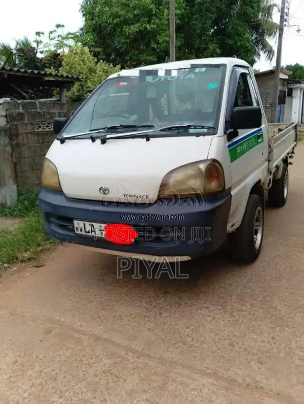 Toyota Townace 1996 Lorry (Used)