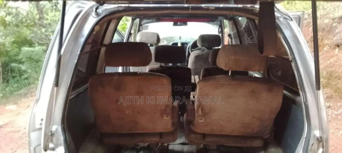 Nissan Serena 1994 Van (Used)
