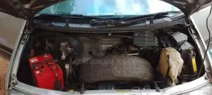 Nissan Serena 1994 Van (Used)