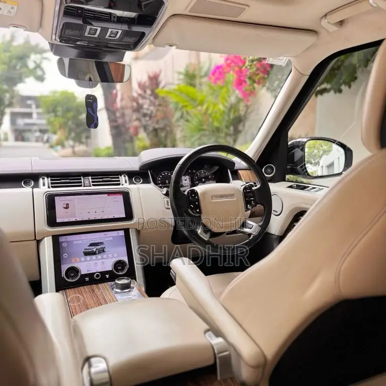 Range-Rover Vogue P400e SE 2018 SUV (Used)