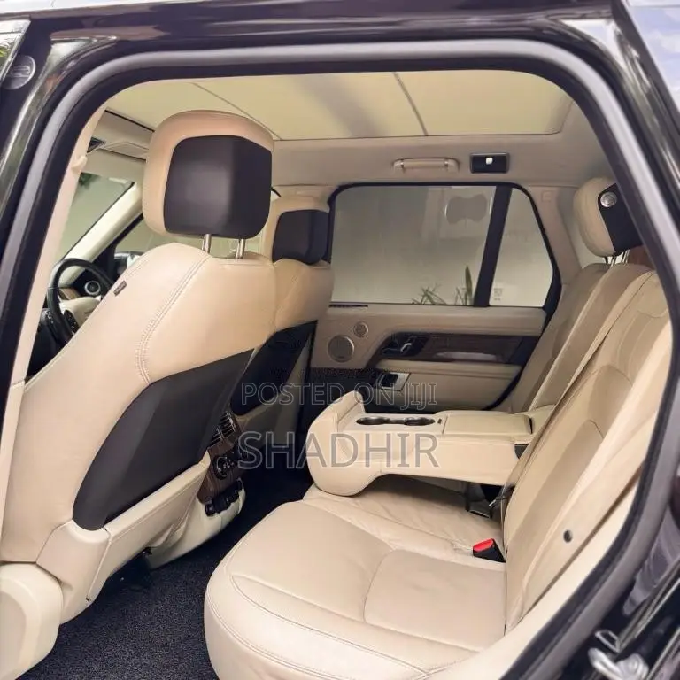 Range-Rover Vogue P400e SE 2018 SUV (Used)