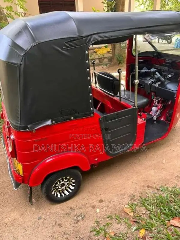 Bajaj RE 4 Stroke 2014 Three Wheel (Used)