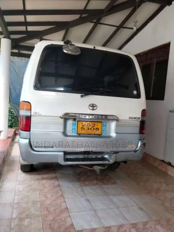 Toyota Hilux LH113 1994 Van (Used)