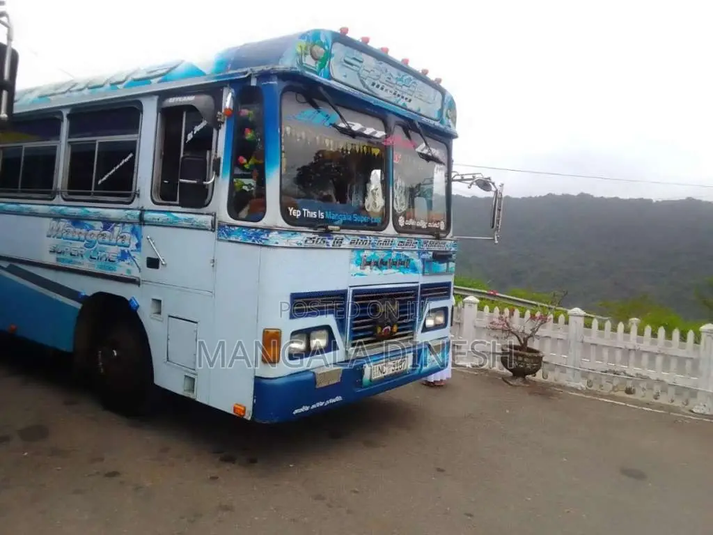 Eicher 54 2015 Bus (Used)
