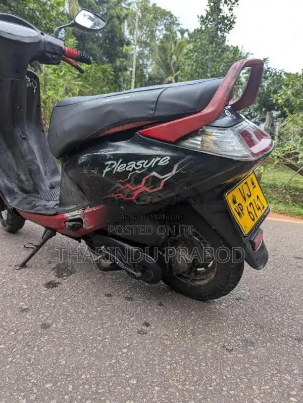 Hero Pleasure 2010 Motorbike (Used)