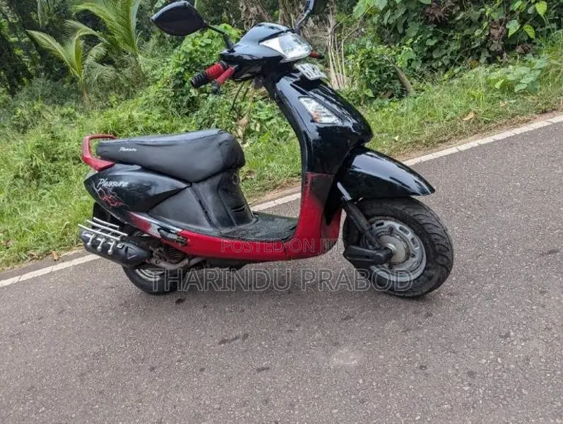 Hero Pleasure 2010 Motorbike (Used)