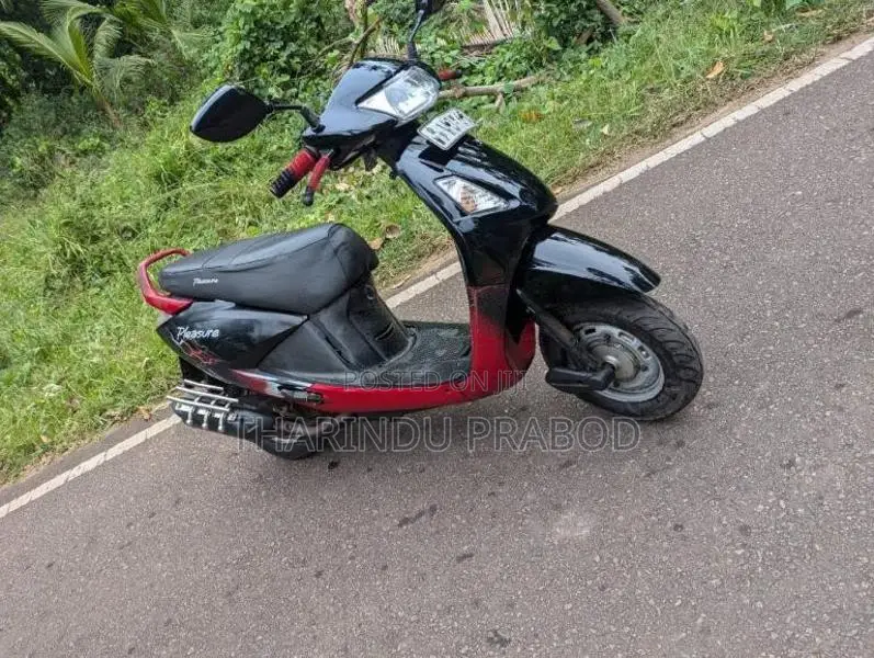 Hero Pleasure 2010 Motorbike (Used)