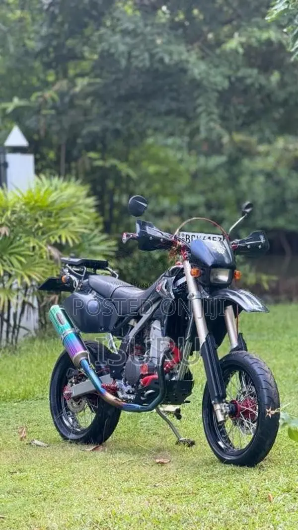 Kawasaki D Tracker 2015 Motorbike (Used)